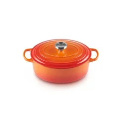 Cocotte en Fonte Ovale 31 cm Volcanique Le Creuset Signature