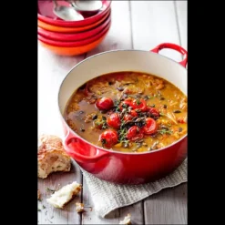 Cocotte en Fonte Ronde 20 cm Cerise Le Creuset Signature