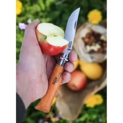 Couteau de Poche N°9 en Carbone Opinel