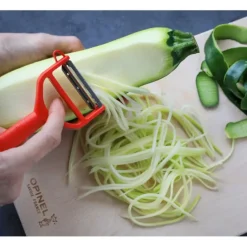 Eplucheur en Polymère Rouge T-duo Opinel