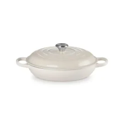 Faitout Meringue en Fonte avec Intérieur Sable 30 cm Le Creuset Signature