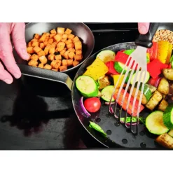 FIN DE SERIE Poêle à Légumes Perforée Tôle Bleue Ø 28 cm Outdoor De Buyer