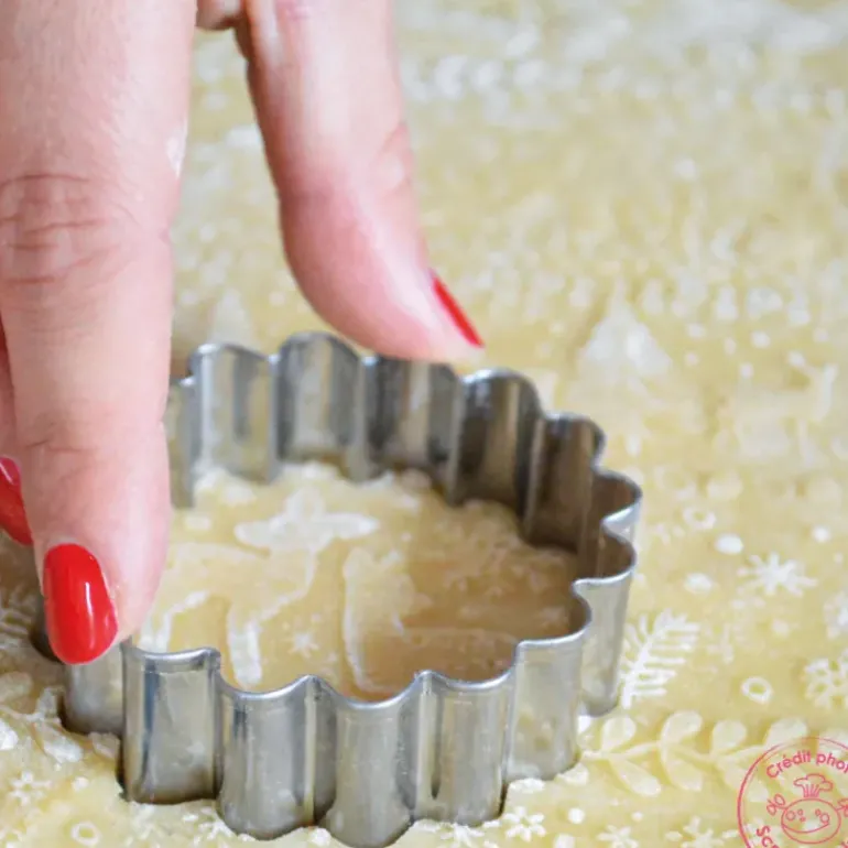 FIN DE SERIE Rouleau à Pâtisserie Motif Noël Forêt Enchantée 39 cm Scrapcooking