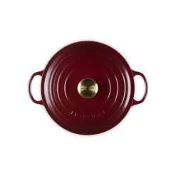 Marmite en Fonte 26 cm Garnet Bouton Doré Le Creuset Signature