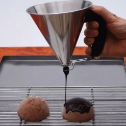 Mini Entonnoir à Piston Inox Fushia KWIK De Buyer