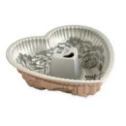 Moule à Gâteau Bundt Cœur Floral Toffee Nordic Ware