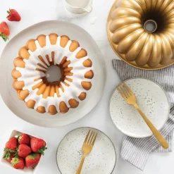 Moule à Gâteau Bundt Élégant Gold Nordic Ware
