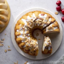 Moule à Gâteau Bundt Élégant Gold Nordic Ware