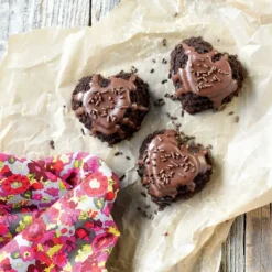 Moule à Gâteaux Cœurs à Étages (x6) Toffee Nordic Ware