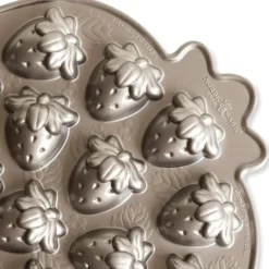 Moule à Gâteaux Fraises (x19) Toffee Nordic Ware
