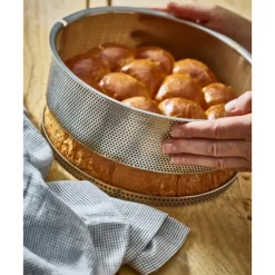 Moule à Manqué Rond Inox Perforé Amovible Ø 24 cm x H 6,5 cm De Buyer