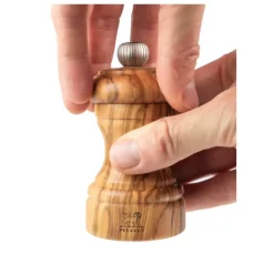 Moulin à Poivre Bistro 10 cm Bois Olivier Peugeot