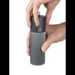 Moulin à Poivre Line 18 cm Carbone Peugeot