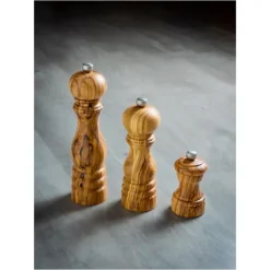 Moulin à Poivre Paris 18 cm Bois Olivier Peugeot