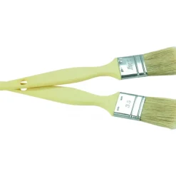 Pinceau Plat Poils Longs 4,5 cm Manche Plastique