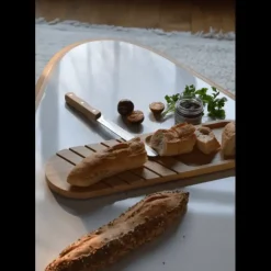 Planche à Pain Longue en Bambou 50 x 15 cm Pebbly