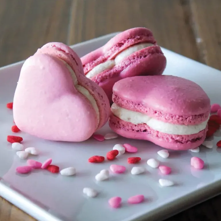 Plaque Macarons Coeurs Silicone 40 x 30 cm Silikomart