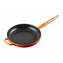 Poêle en Fonte 28 cm Volcanique avec Manche en Bois Le Creuset Signature