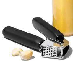 Presse Ail Gris en Inox OXO