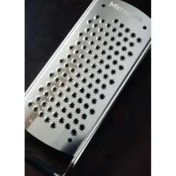 Râpe Étoile Gourmet Noir Microplane