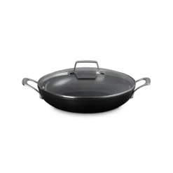 Sauteuse Antiadhérente Essentiel Céramique 30 cm et couvercle Le Creuset